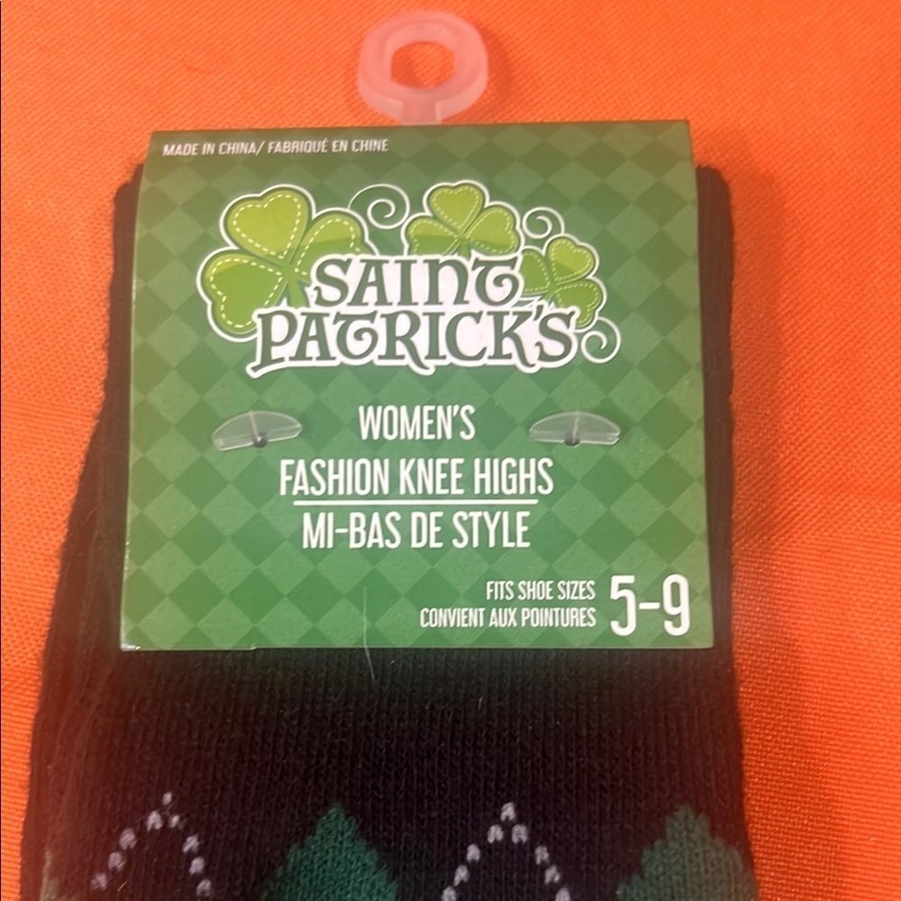 6/$25 St. Patrick Green and Black Argyle Socks - Picture 4 of 4